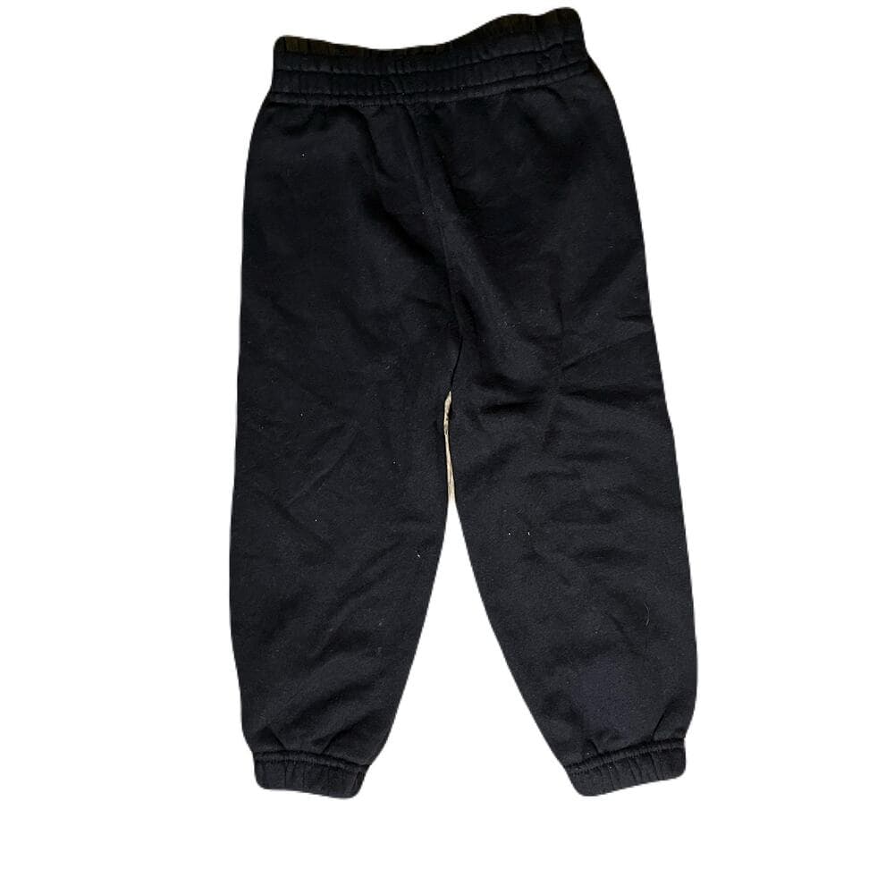 A Bundle Of 9 pieces Of Name Brand Kids Clothes - Thumbnail 3