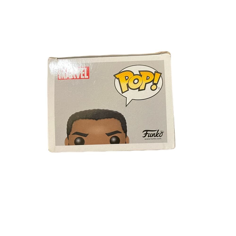 Black Panther Funko Pop 273 - Thumbnail 4