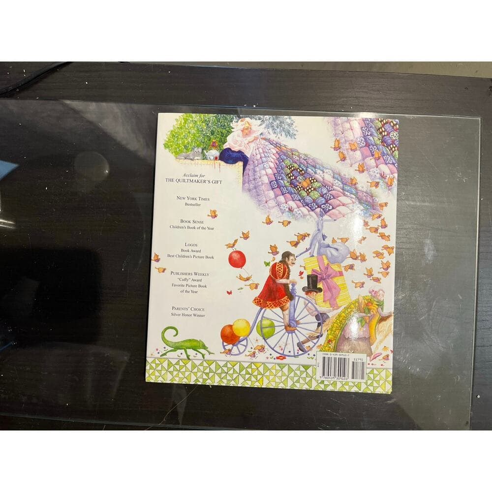 The Quilt Makers Gift Hard Cover Book Jeff Brunbeau Gail De Marcken - Thumbnail 5