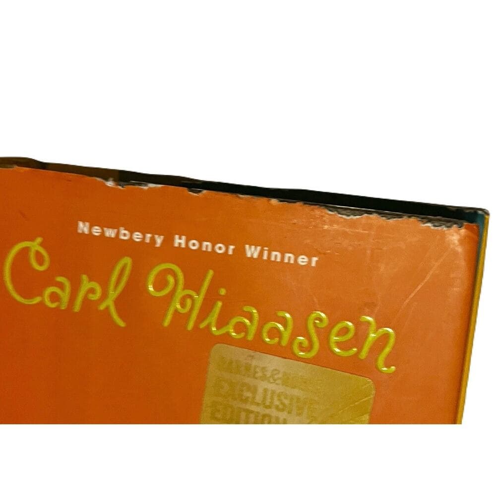Carl Hiaasen Squirm Hard Cover book - Thumbnail 3