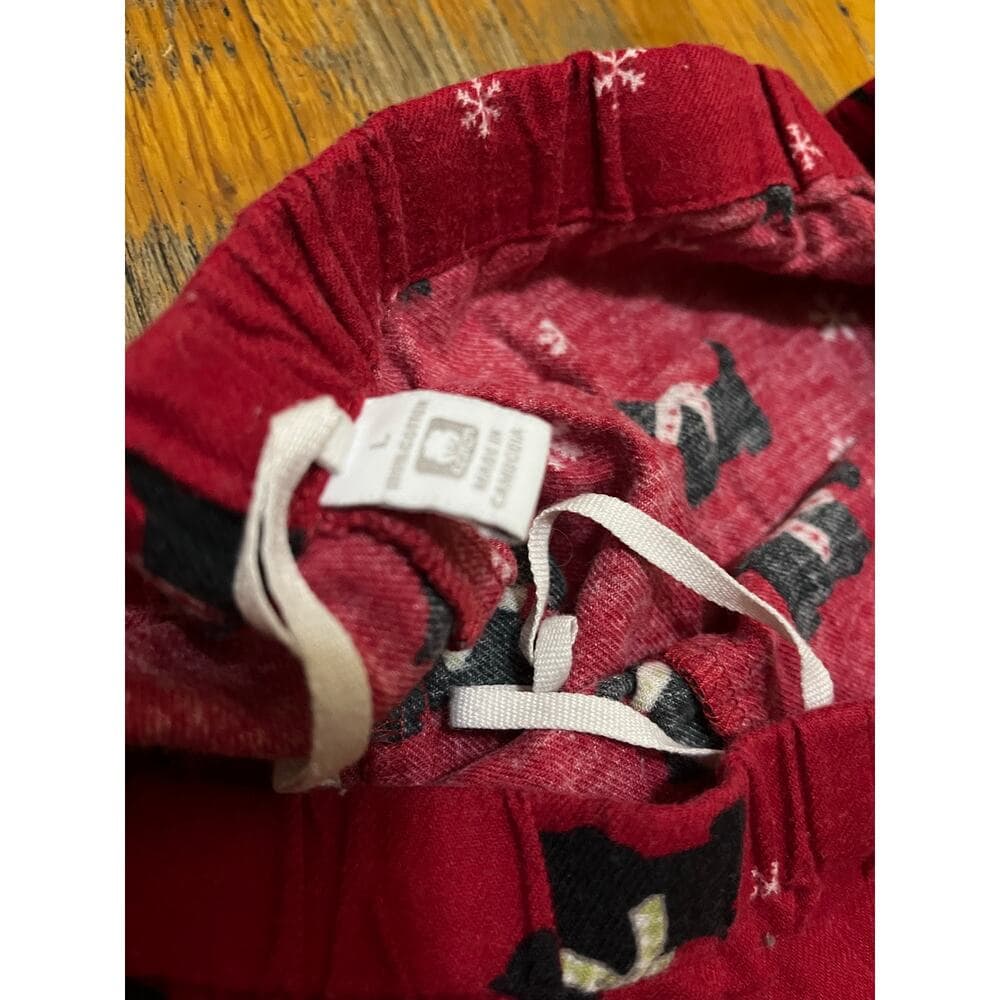 Women’s Christmas Sleepwear With A little Black dog on them - Thumbnail 2