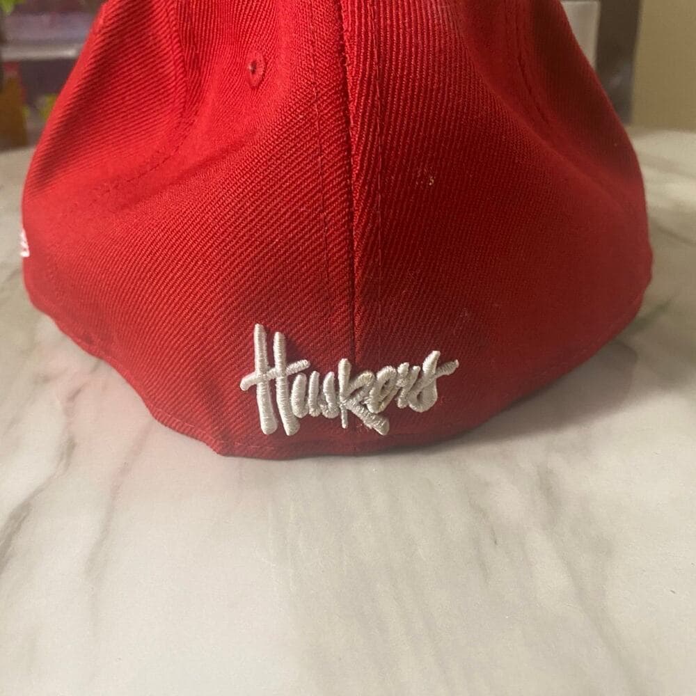 New Era Hat 7 1/4 Red & White N - Thumbnail 2