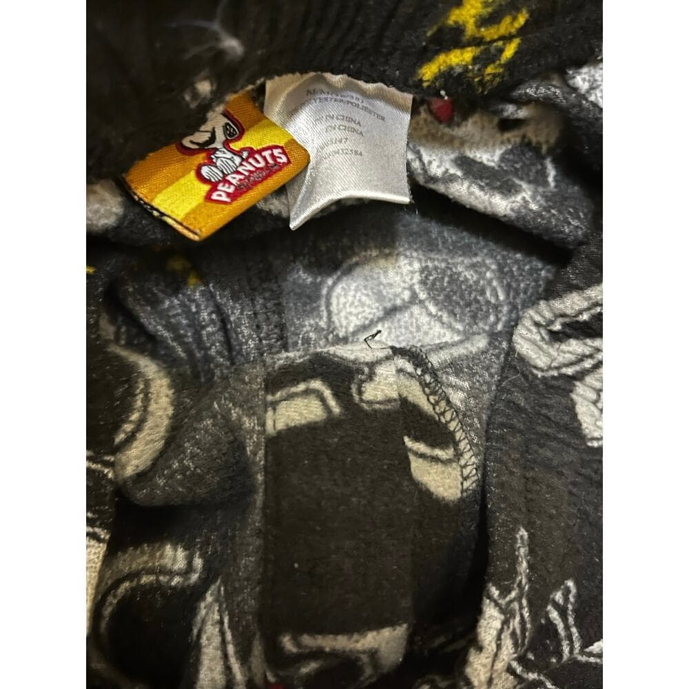 Peanut sleepwear size medium - Thumbnail 2