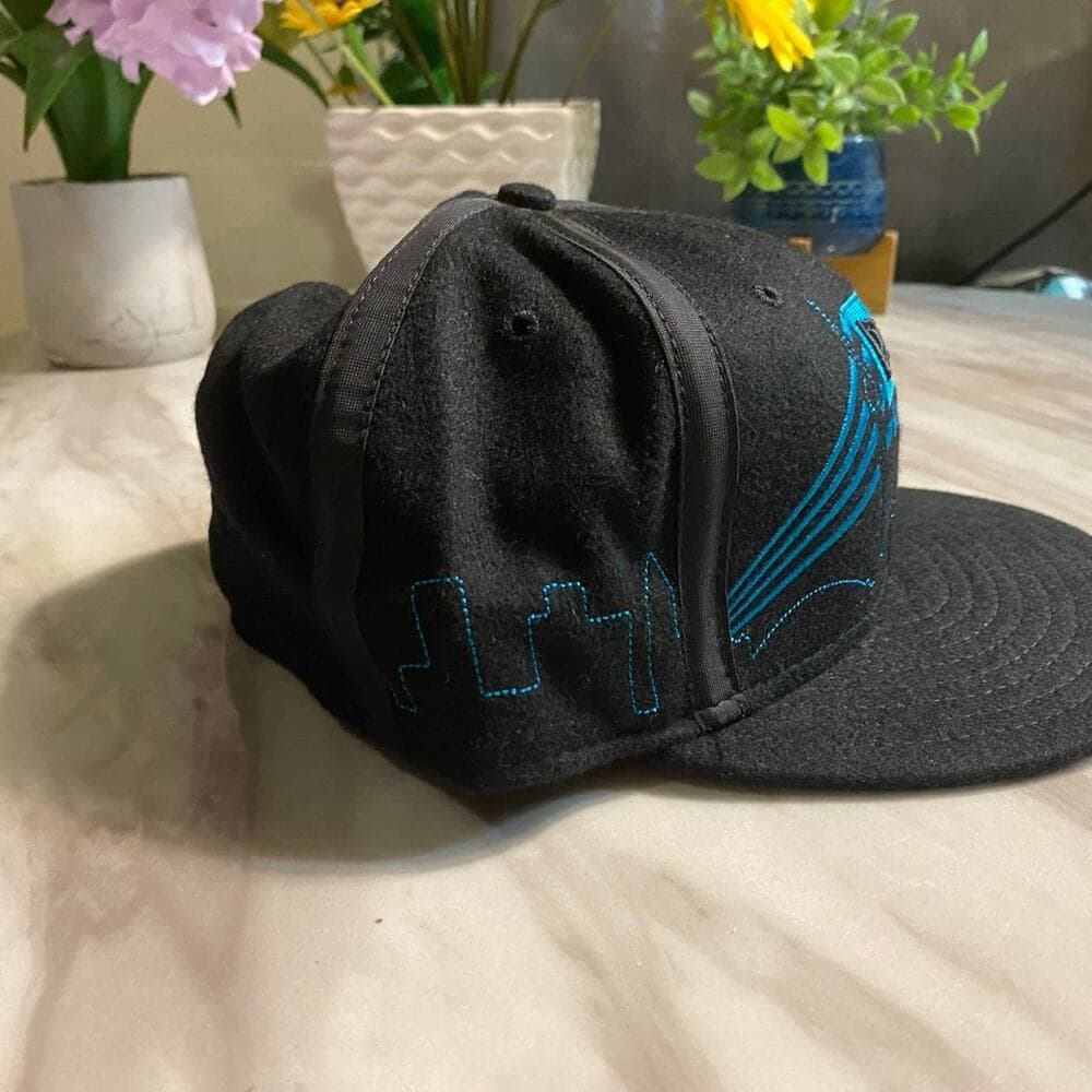 New Era Toronto Hat Size 7 5/8 - Thumbnail 3