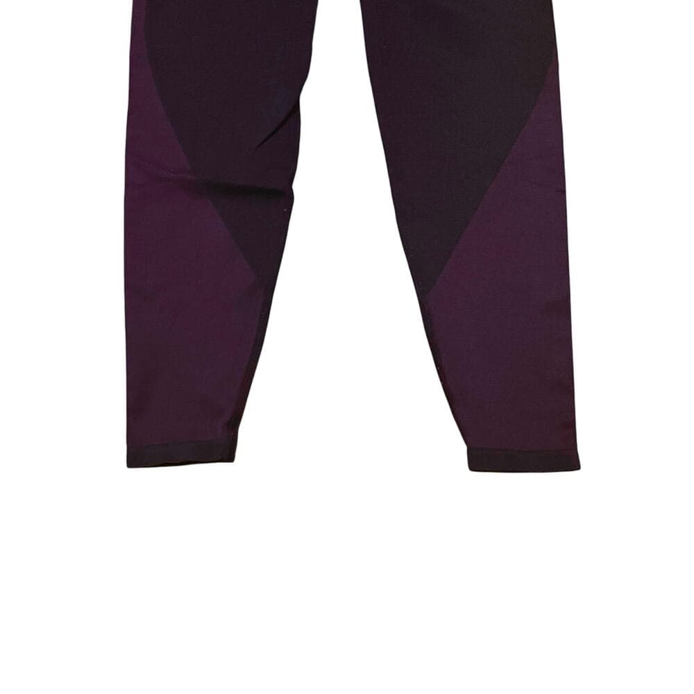 Pink Burgundy Women’s Leggings Size Medium - Thumbnail 4