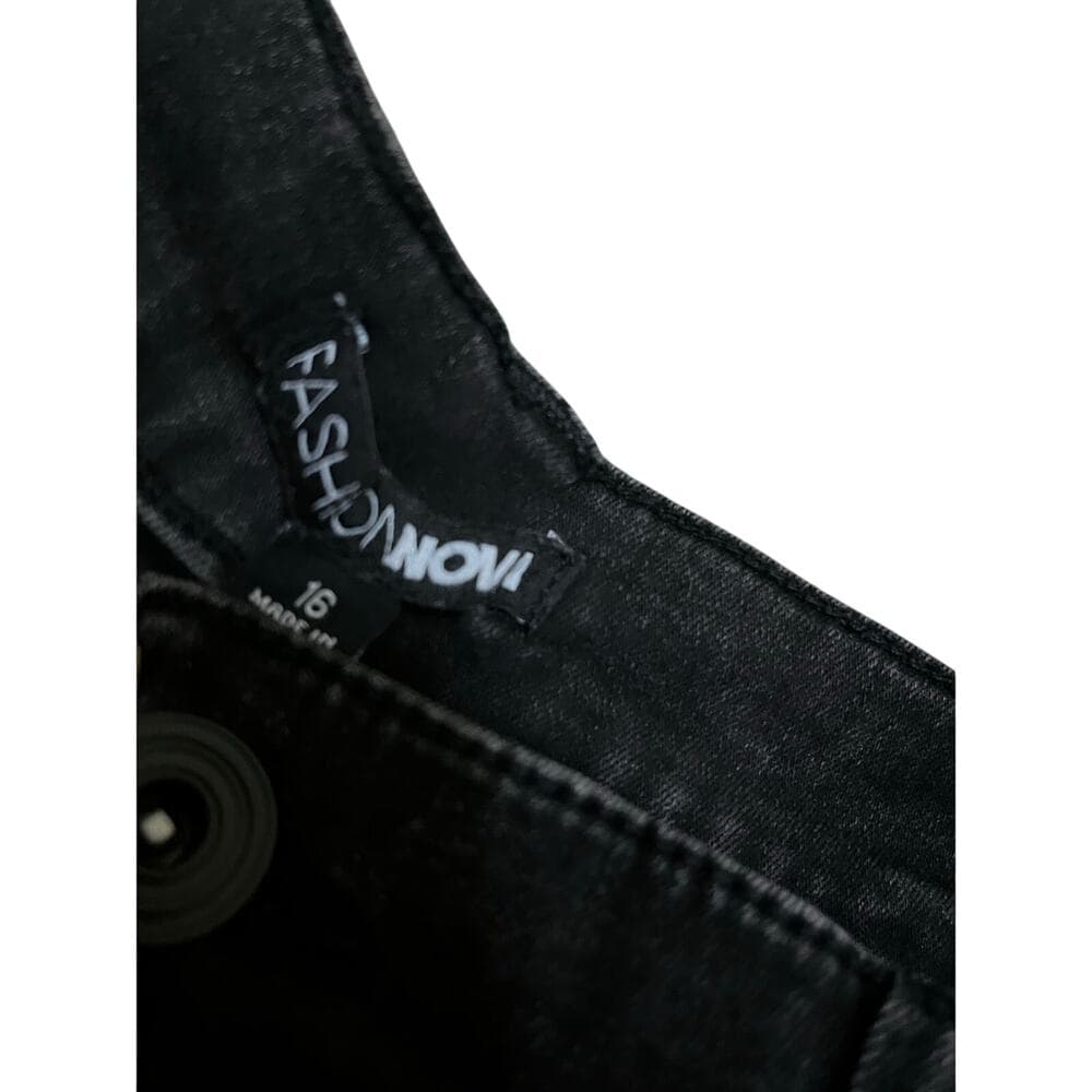 Fashion Nova Black Women’s Jeans Size 16 - Thumbnail 2