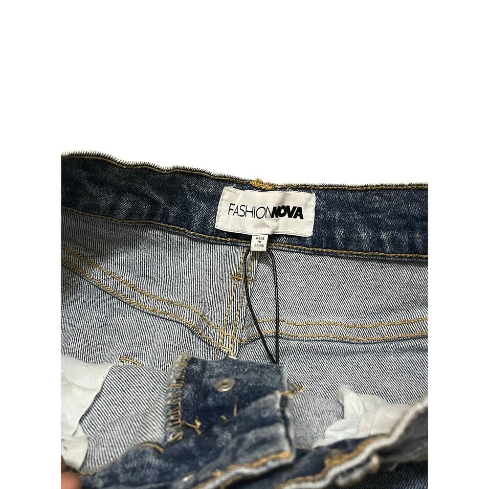 Fashion Nova Women’s Jeans Size 9 - Thumbnail 2