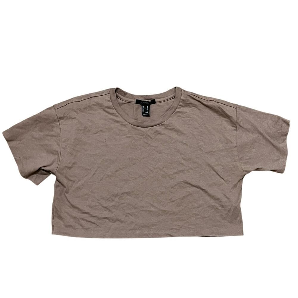 Forever 21 Women’s Beige Crop Top Size Medium - Thumbnail 3