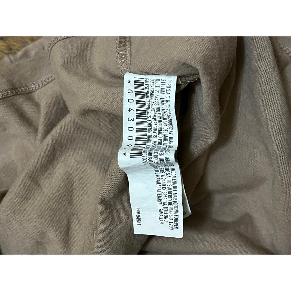 Forever 21 Women’s Beige Crop Top Size Medium - Thumbnail 2
