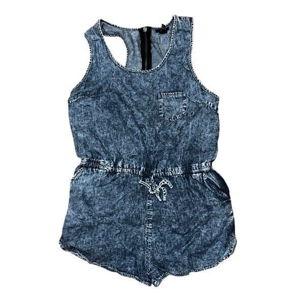Forever 21 Women’s Denim Blue Romper Size Medium - Thumbnail 5
