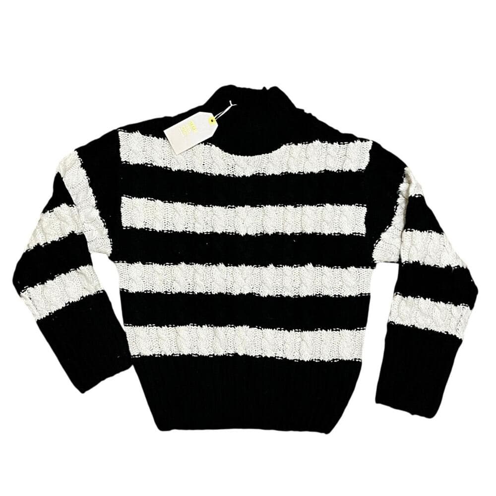 Love Tree CrewNeck Women’s Sweater Size Small Black & White - Thumbnail 4