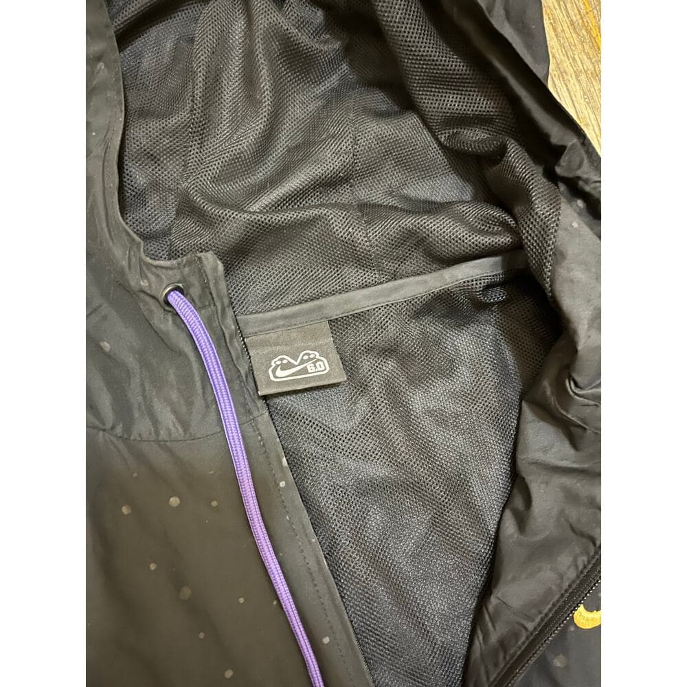 Nike Black Windbreaker Jacket Size Large In Great Condition Purple Hoodie string - Thumbnail 2