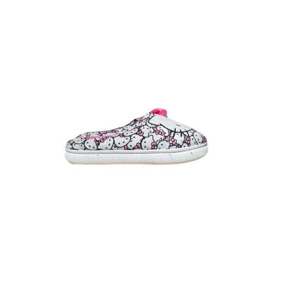 Hello Kitty Kids Slippers Size 5-6 Small - Thumbnail 5