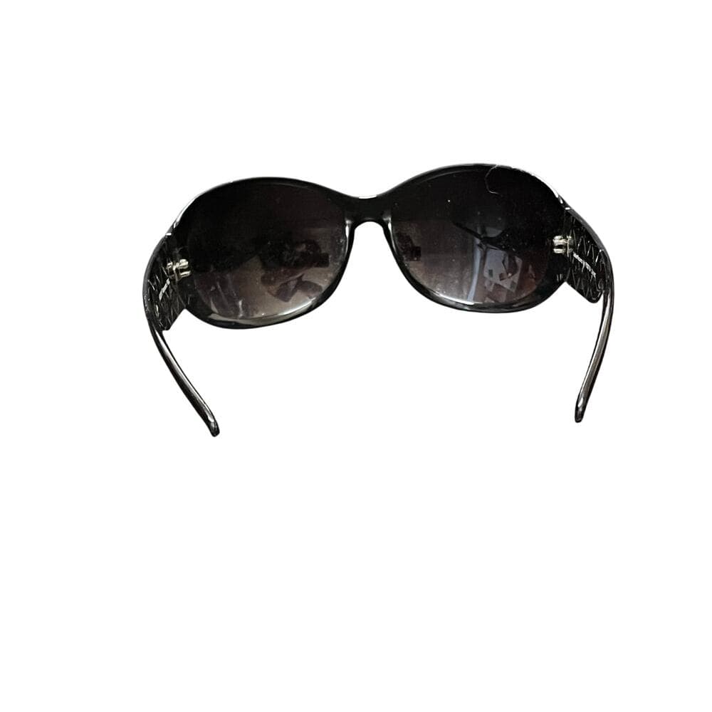 Black Women’s Sun Glasses With Diamond’s studs On The thing on glasses - Thumbnail 2