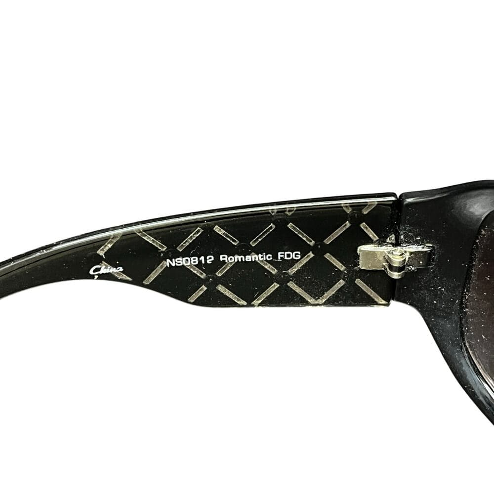 Black Women’s Sun Glasses With Diamond’s studs On The thing on glasses - Thumbnail 4