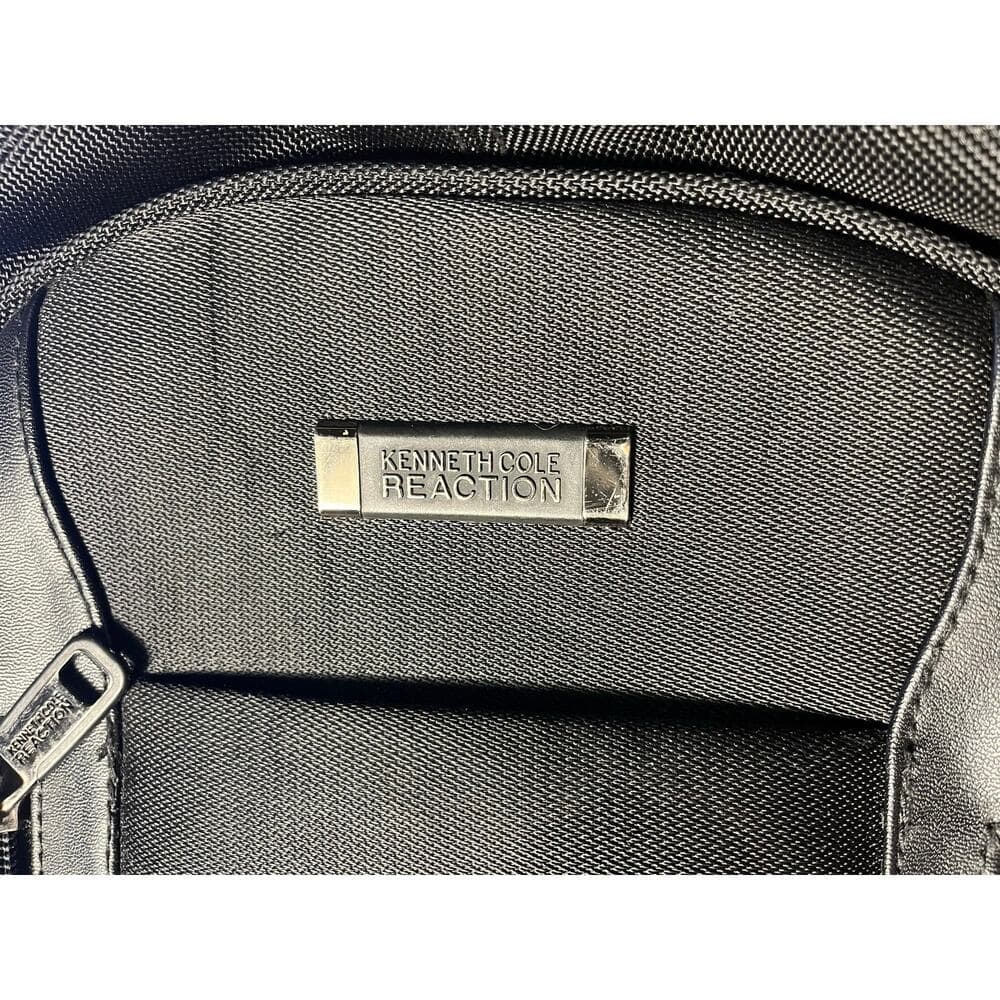 Kenneth Cole Reaction Black Backpackgggh n ,;[\7* - Thumbnail 5