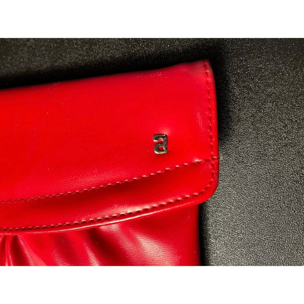 Cherry Red Women’s Nas Bag 9.5” W X 6” L - Thumbnail 7
