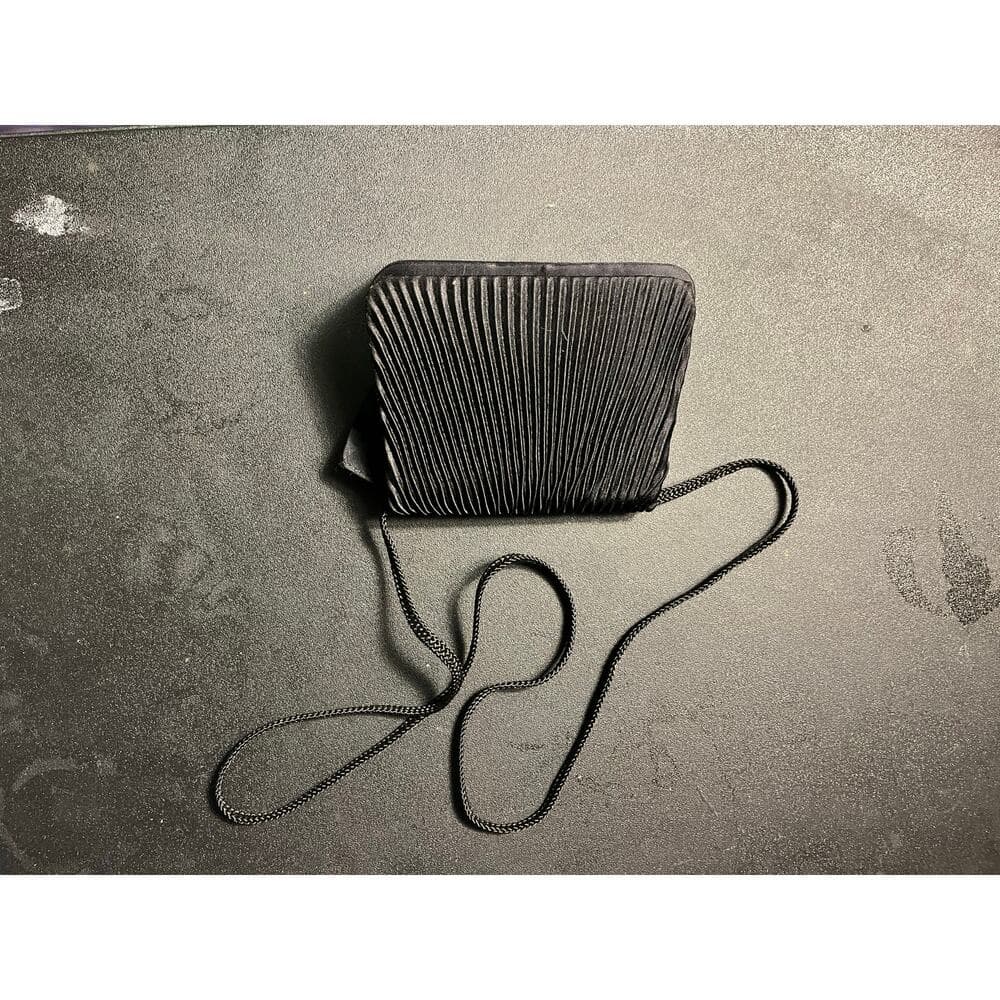 Mini Black Women’s Bag In good condition - Thumbnail 2
