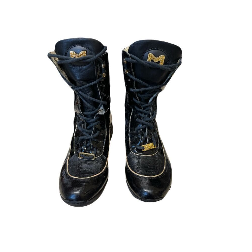 Black Women’s Boot, Shoes With Gold Lining Size 10 - Thumbnail 6