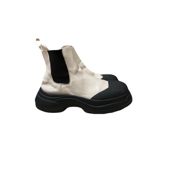 Women’s White & Black Boots Size 10 - Thumbnail 7