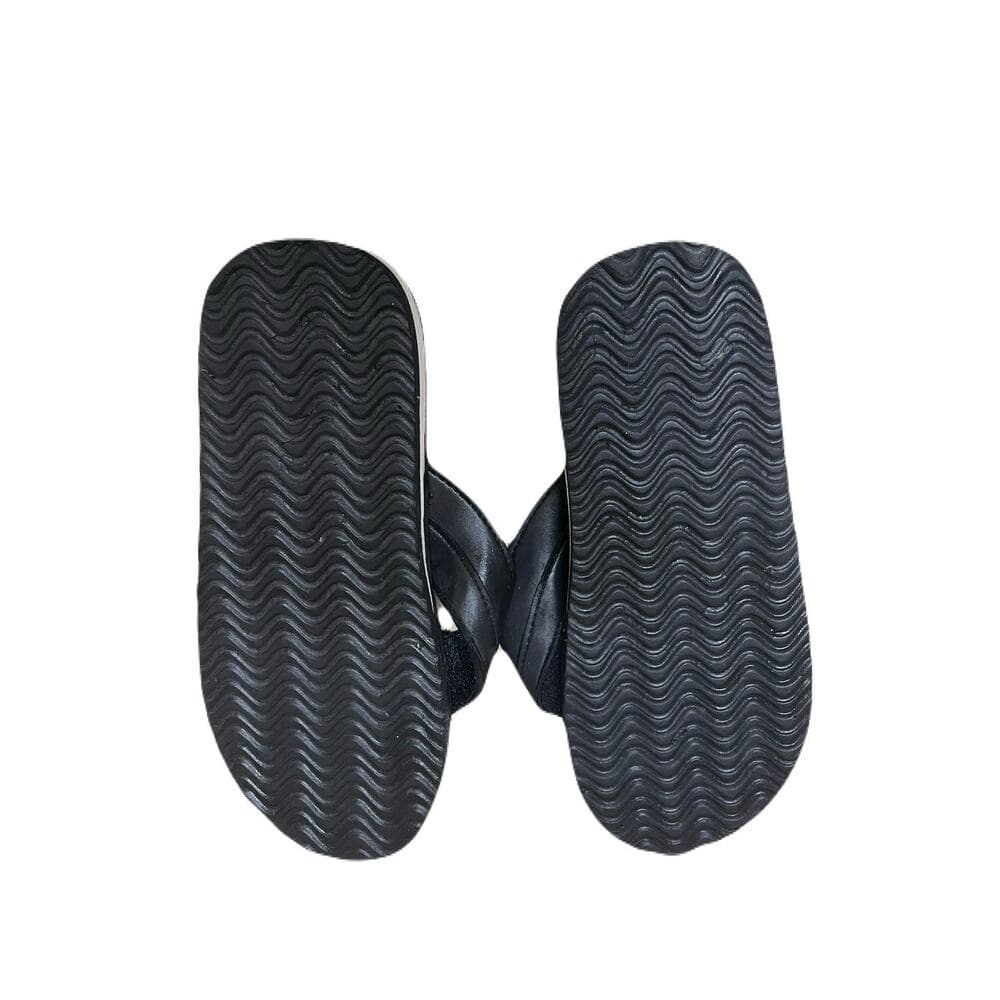 Puerto Rico black slippers size 8 - Thumbnail 4