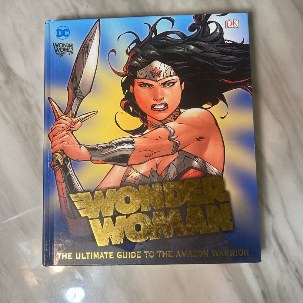 Wonder Woman: The Ultimate Guide to the Amazon Warrior - Thumbnail 5