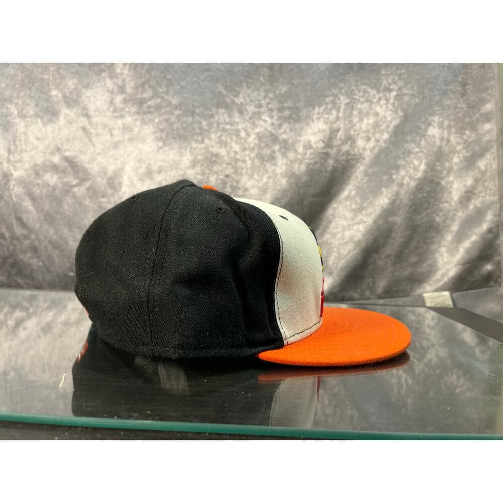 New Era Hat Size 7 5/8 Black/ White/Orange - Thumbnail 4