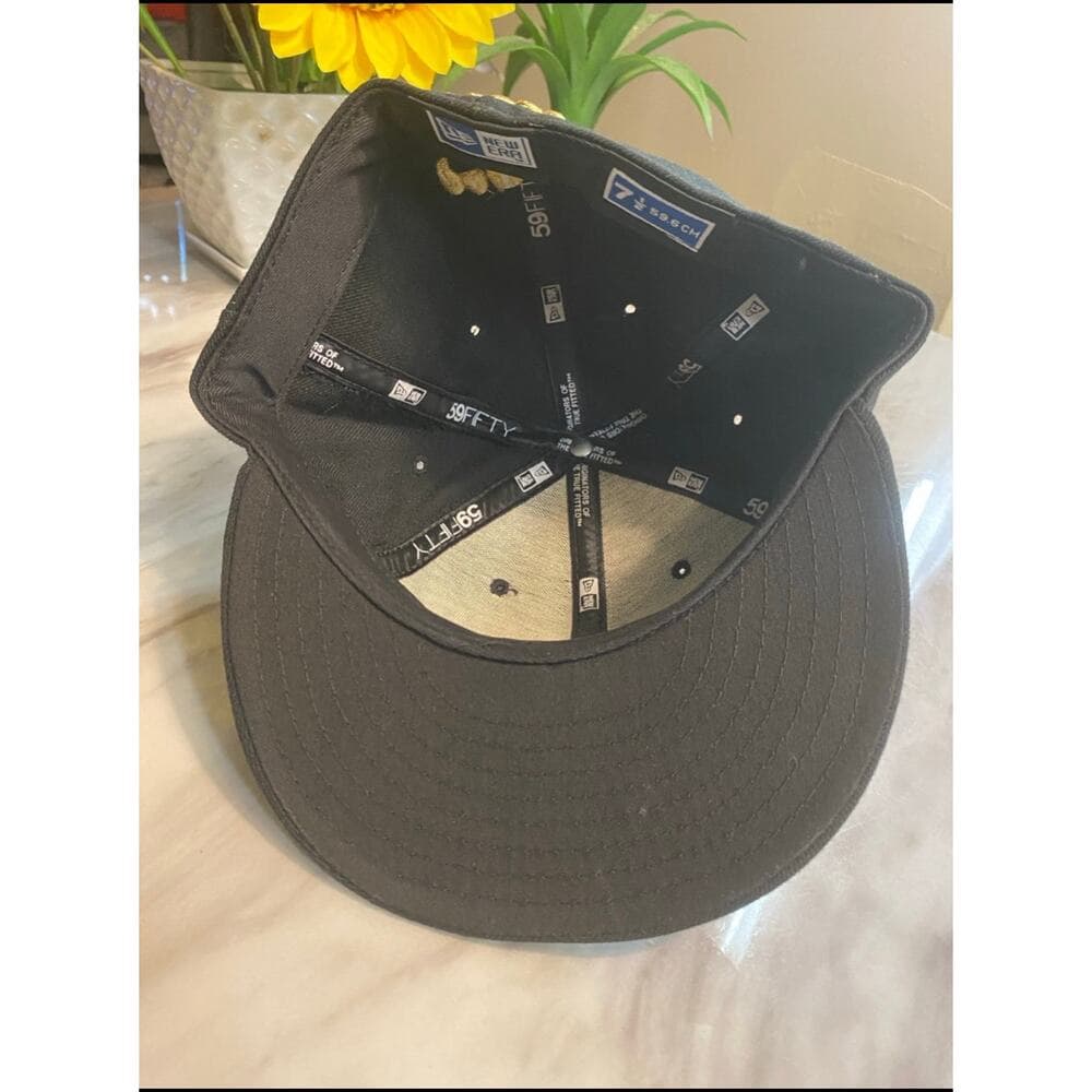 New Era Hat Size 7 1/2 Black & Gold Vampire - Thumbnail 6