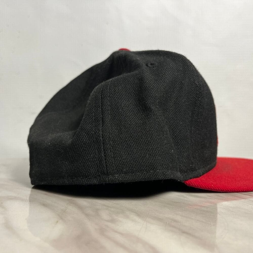 New Era Hat Black/White/Red Size 7 1/2 Black & Red - Thumbnail 3