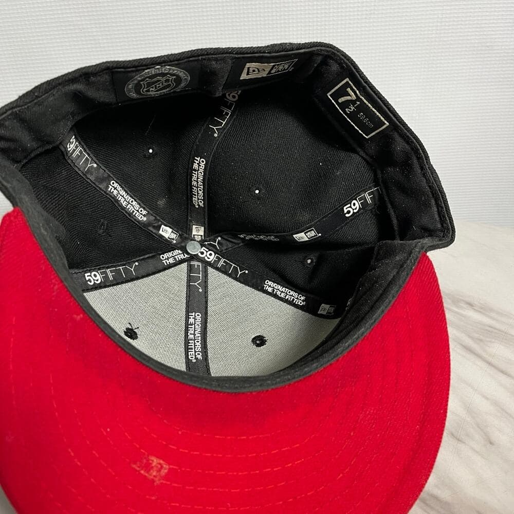 New Era Hat Black/White/Red Size 7 1/2 Black & Red - Thumbnail 4