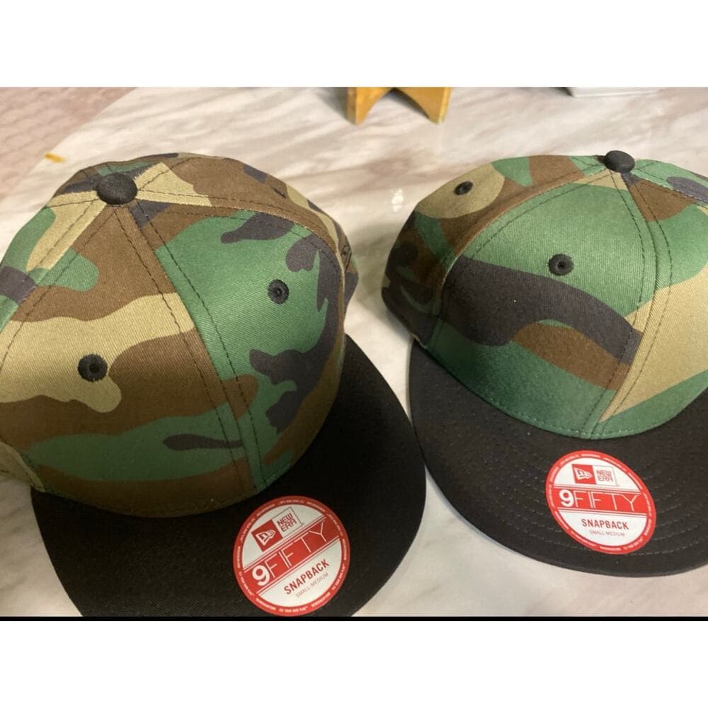 A Bundle of 3 New Era Hats SnapBack Army & Black - Thumbnail 3