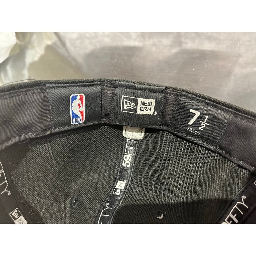 New Era Hat Size 7 1/2 Black The Brooklyn Nets - Thumbnail 3