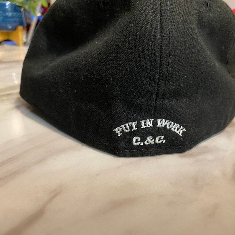 New Era Hat Size 7 5/8 Black & White - Thumbnail 2