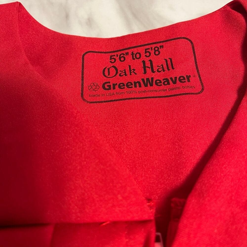 2025 Oak Hall Cap & Gown 5’6” to 5’8” - Thumbnail 3