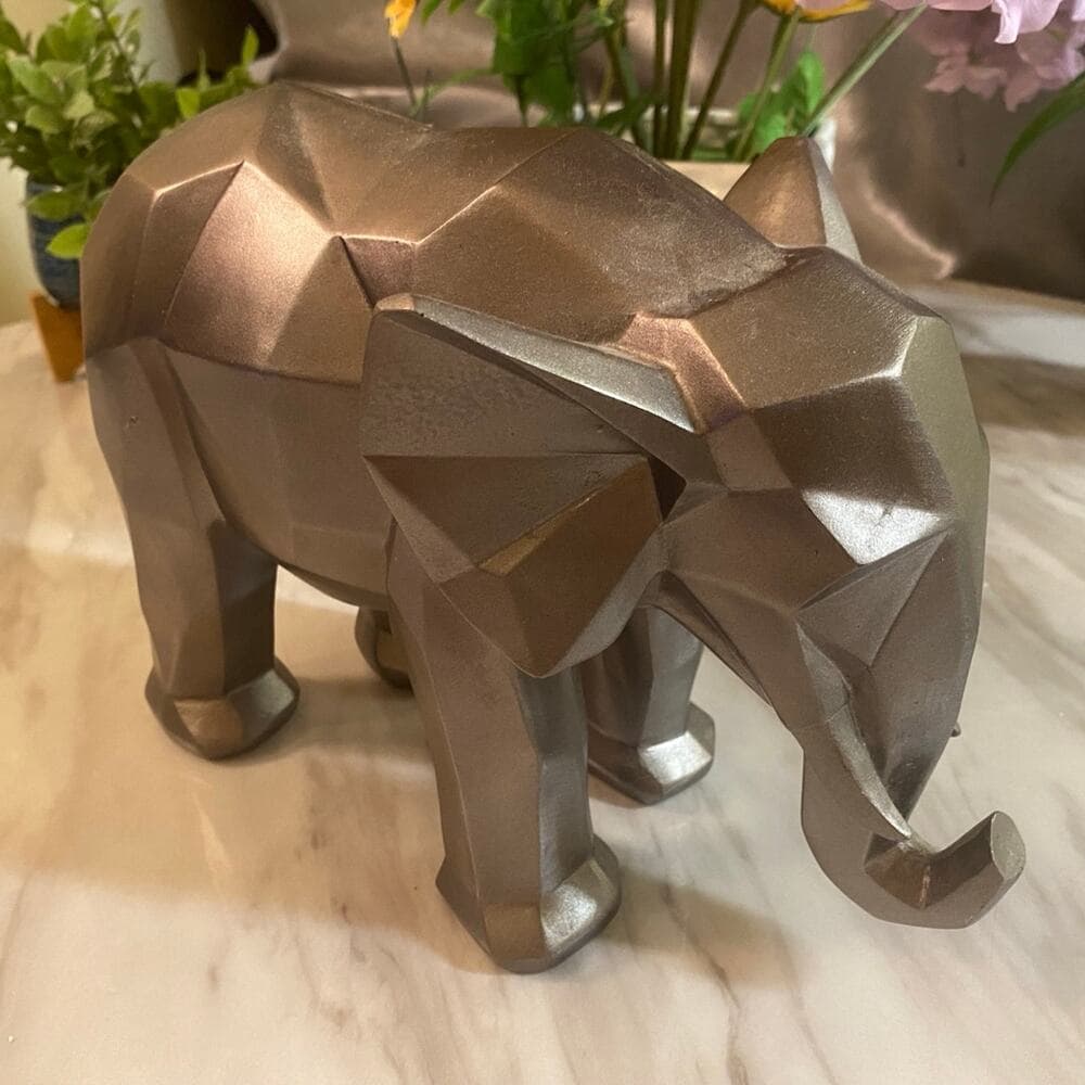 Decmode Modern 8 Inch Polished Silver Faceted Elephant Polystone Sculpture - Thumbnail 2