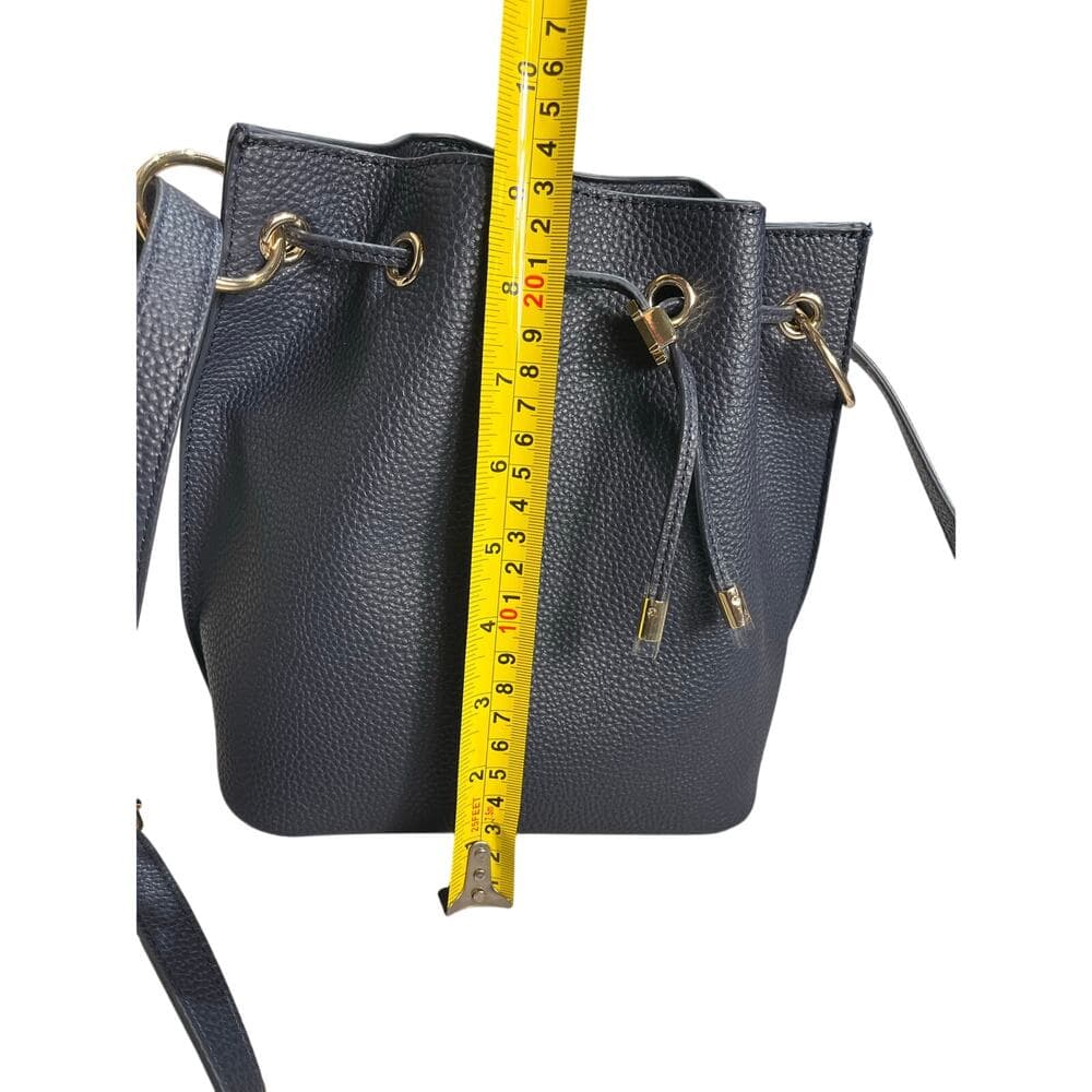 Tommy Hilfiger Women Black Solid Sling Bag - Thumbnail 2