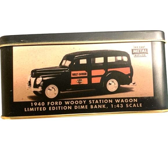Harley-Davidson 1940 Ford Woody Station Wagon - Thumbnail 9
