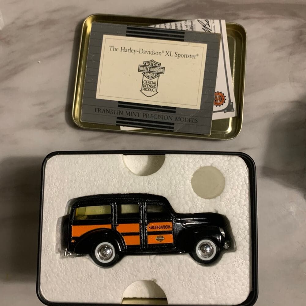 Harley-Davidson 1940 Ford Woody Station Wagon - Thumbnail 2