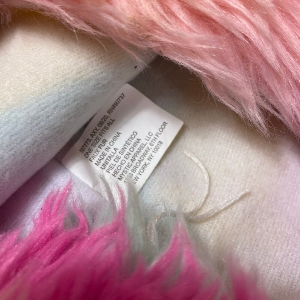 Colorful, unicorn fur kids hat - Thumbnail 3