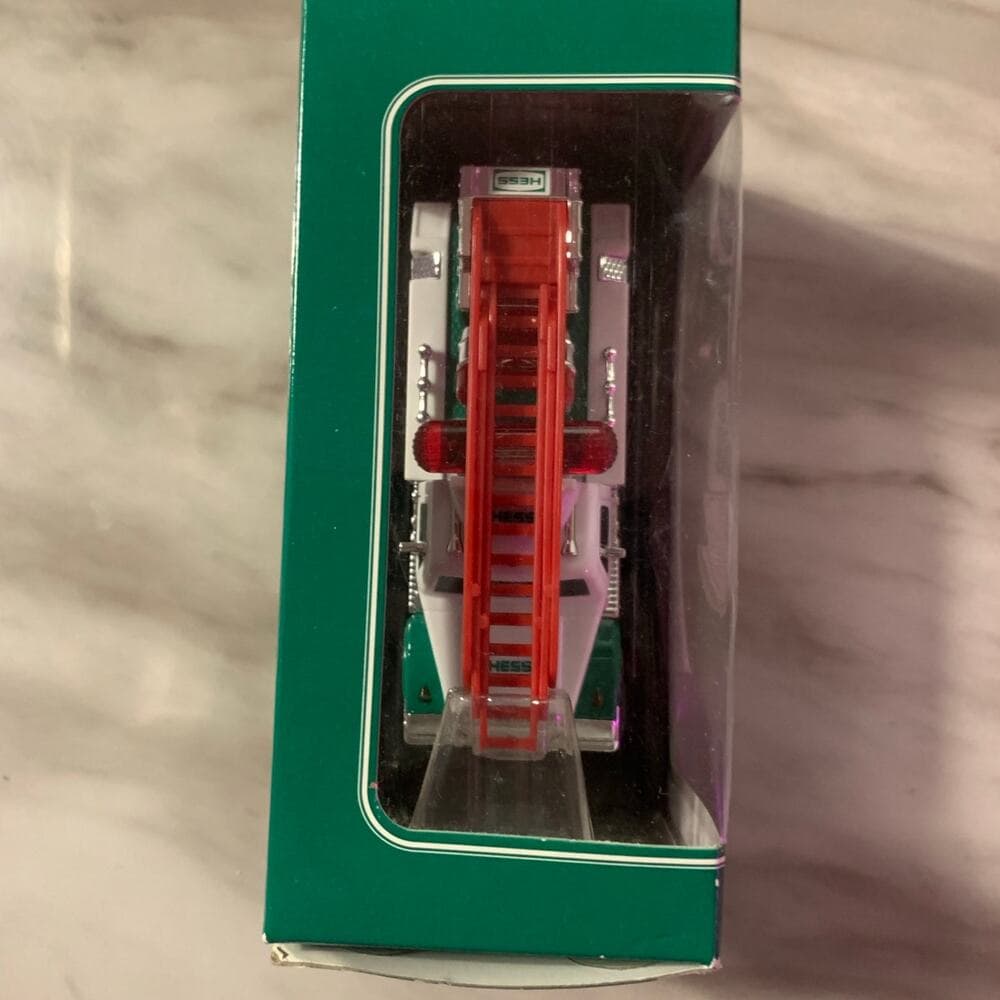 2007 Hess Miniature Rescue Truck - Thumbnail 5