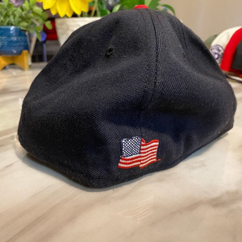 New Era Hat Size 7 5/8 - Thumbnail 2