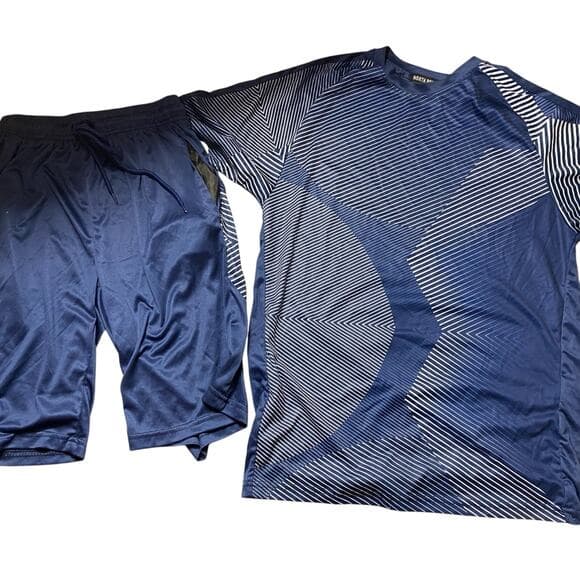 Men’s shorts & T-shirts - Thumbnail 3