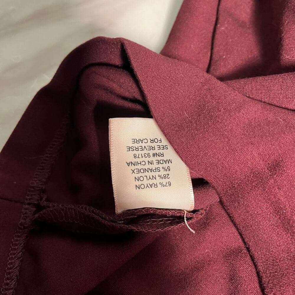 Women’s Skirt Burgundy Size 8 - Thumbnail 2