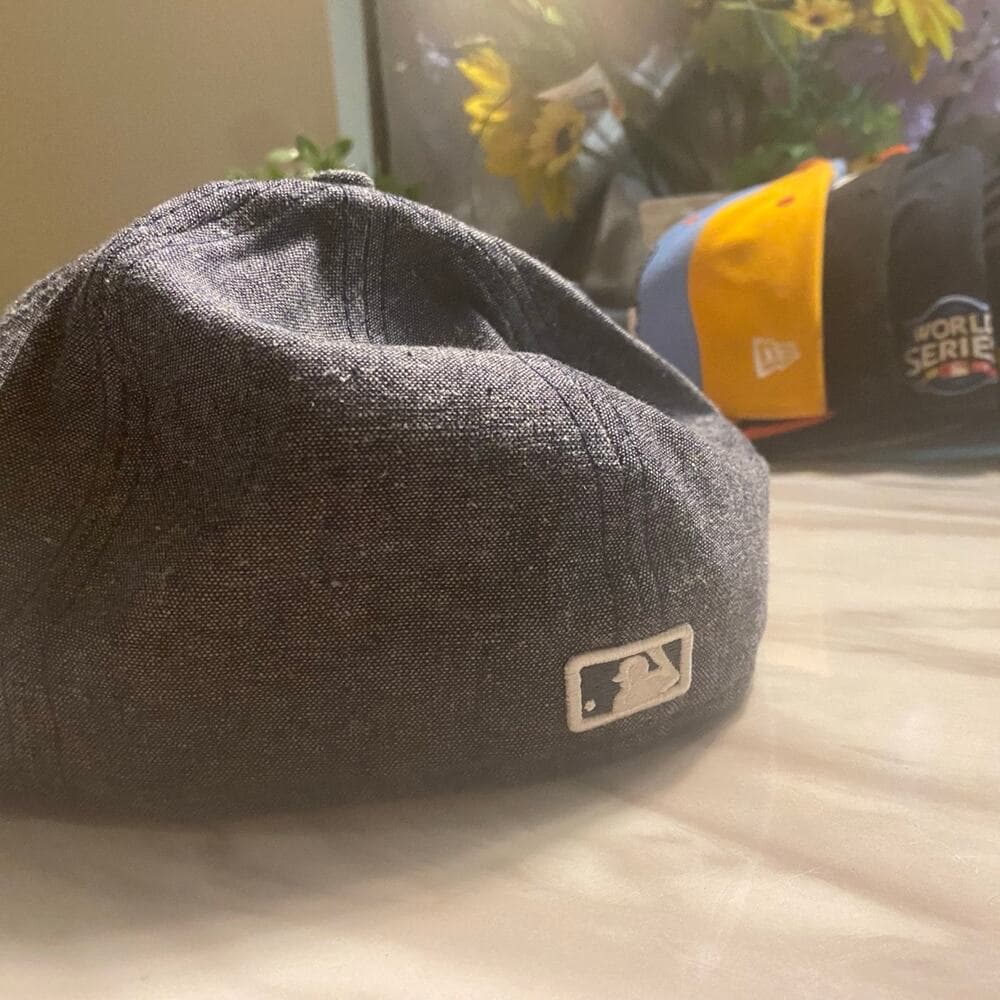 New Era Hat 7 1/2 - Thumbnail 2