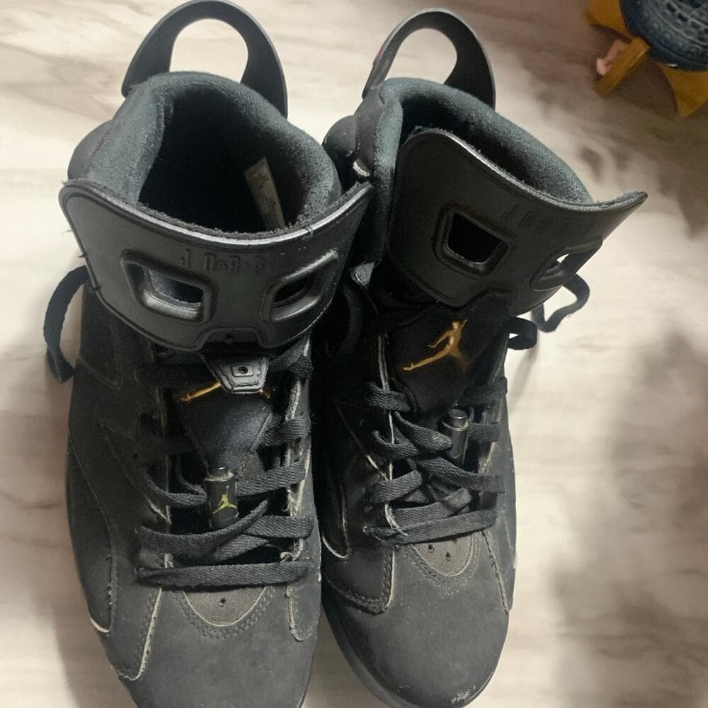 Jordan size 10 - Thumbnail 2
