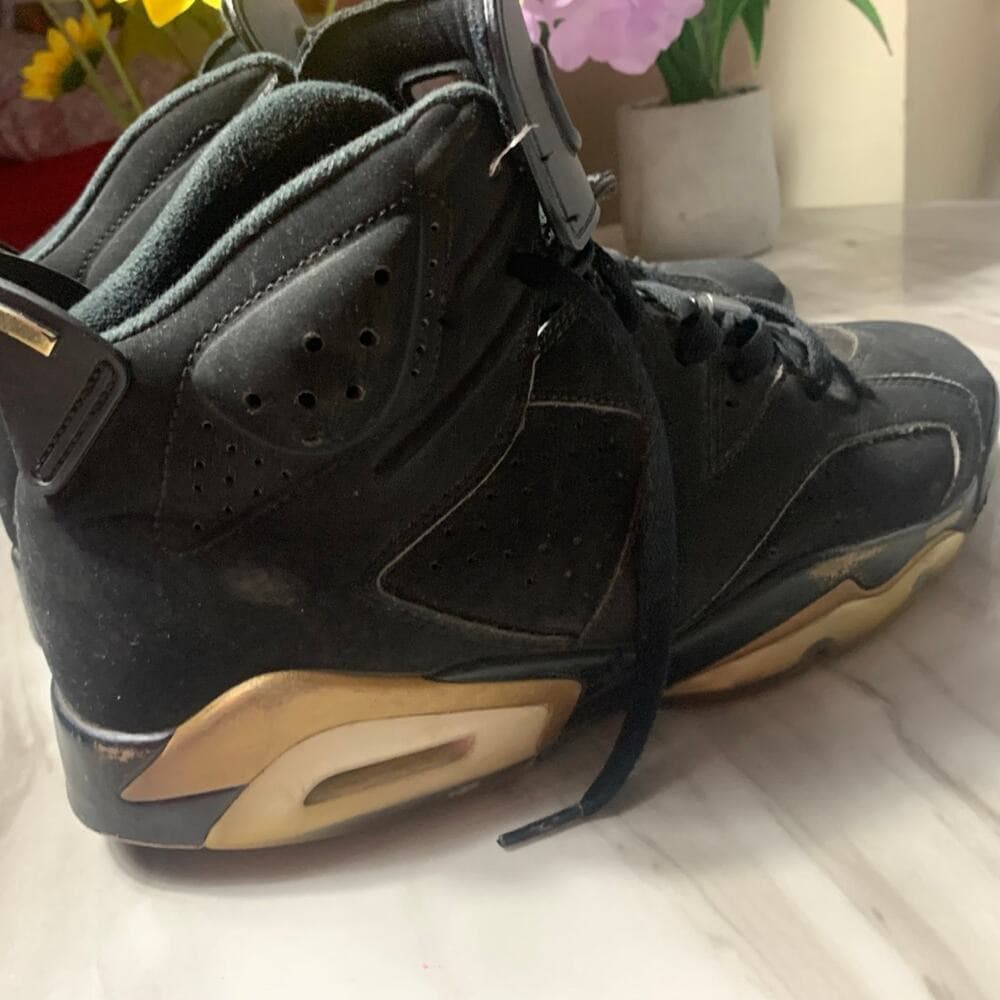 Jordan size 10