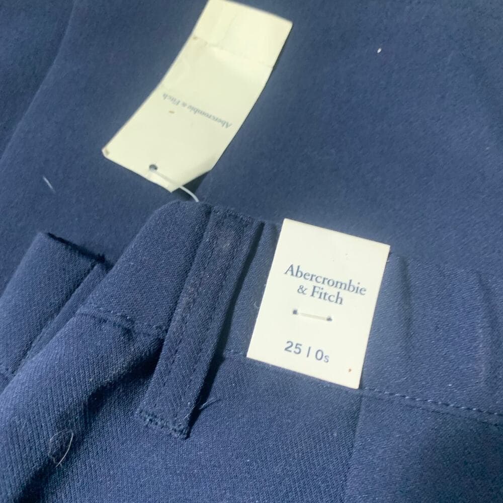 Abercrombie & Fitch sweatpants size 0s - Thumbnail 3