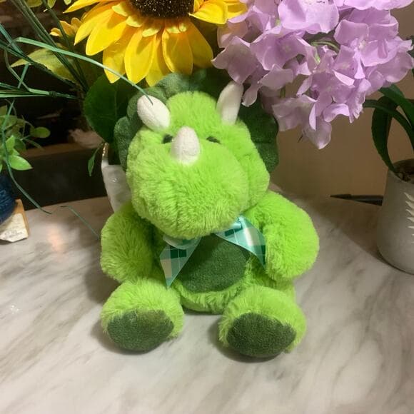 Kellytoy 9”Green Triceratops Dinosaur Stuffed Animal Plush Ribbon Bow Tie EUC - Thumbnail 6