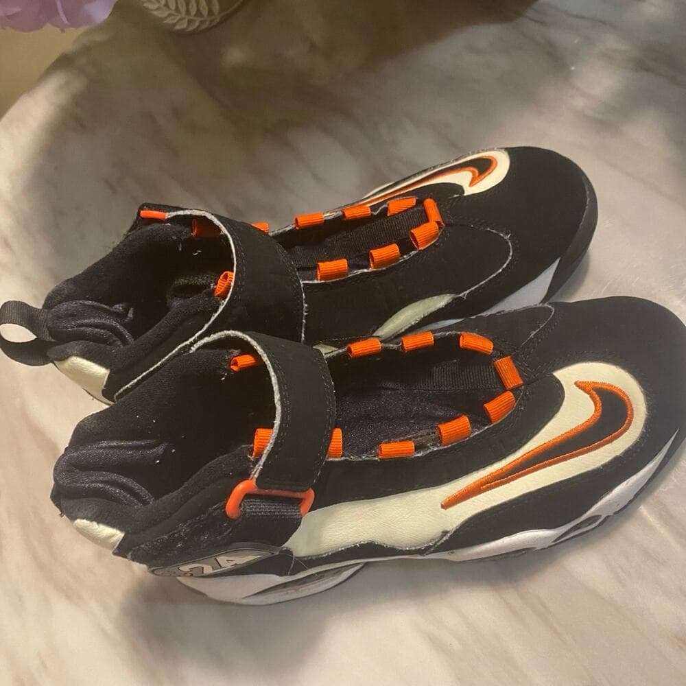 Nike sneakers for kids size 5.5 - Thumbnail 3