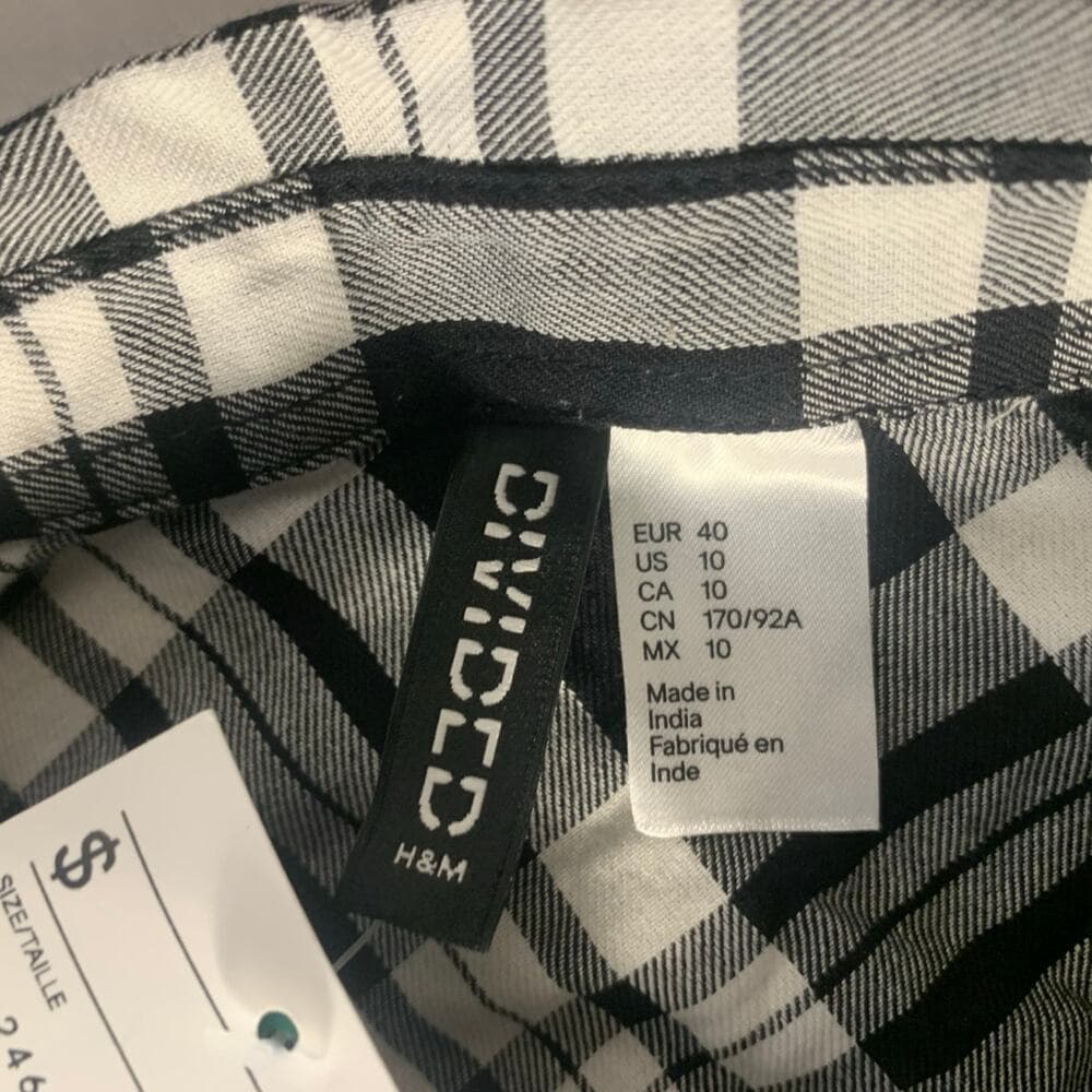 H & M Women’s Button Down Size 10 - Thumbnail 5